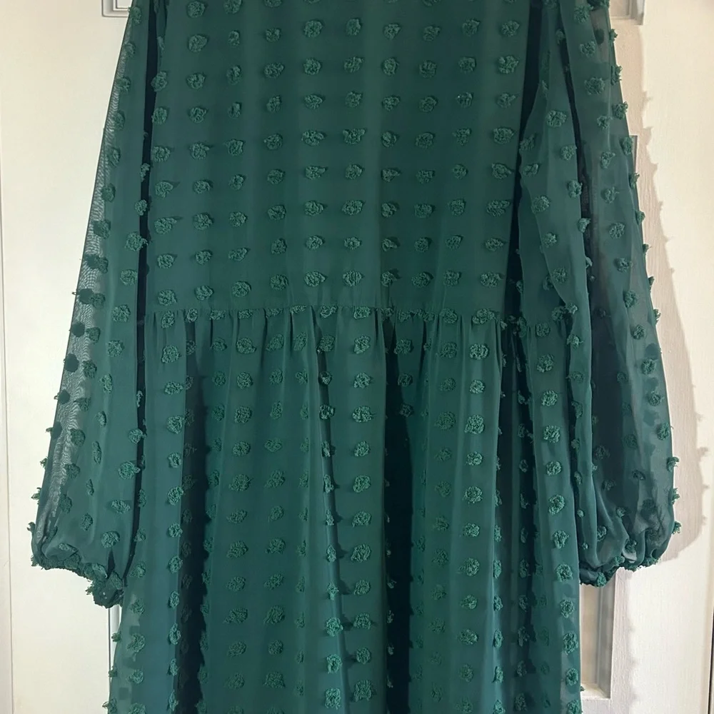 Kirundo green dress - Picture 2 of 7